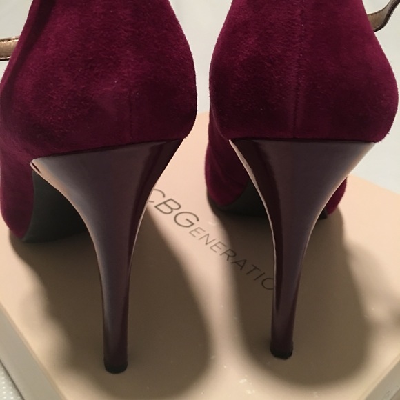 BCBG Women’s Shoes - Picture 4 of 7